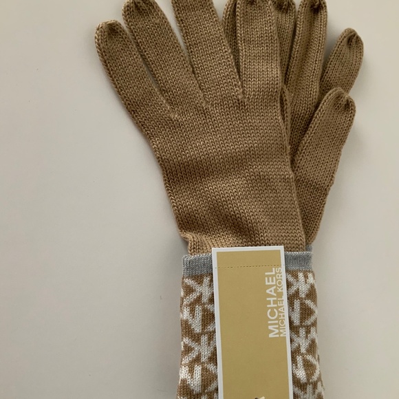 MICHAEL Michael Kors Monogram Gloves NWT - Picture 1 of 3